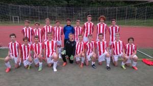 Die erfolgreichen Mannschaften des St.-Ursula-Gymnasiums beim Vergleichsturnier der DFB-Stützpunktschulen in Lüdenscheid.